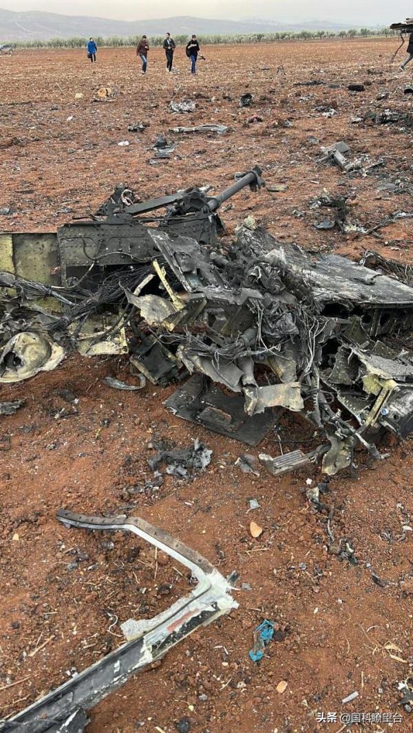 美軍直升機被炸成碎片，戰鬥在敘利亞爆發，美軍遭遇猛烈火力反擊