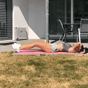 女性不要忽視練腹！6個虐腹動作，讓腰圍變緊緻，秀出馬甲線