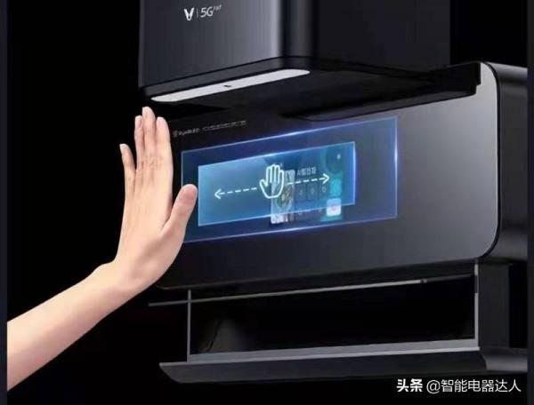 90後小夫妻秒變廚神，原是雲米AI抽油煙機EyeBot2煙灶套裝來助陣