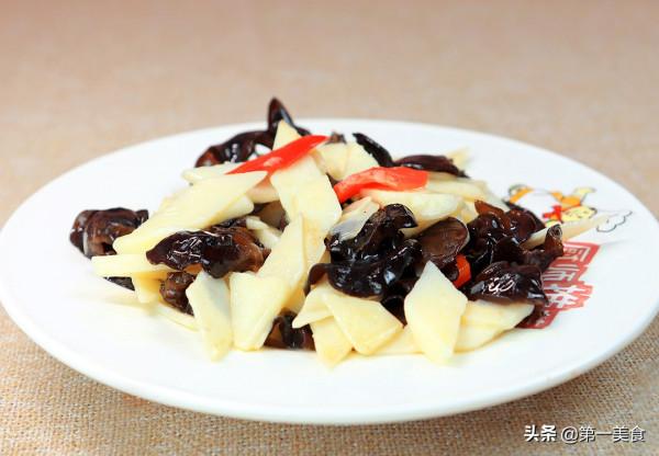 飯店的木耳炒山藥為啥好吃，原來技巧都在這裡，廚師長都這樣做