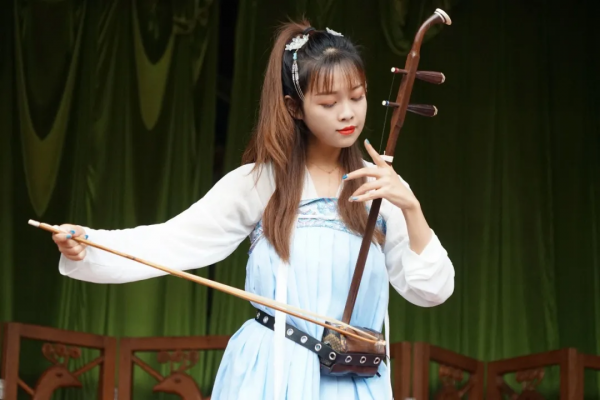 天府古鎮藝術節國慶1+7,豐富多彩的沉浸式演岀燃爆音樂文創古鎮街子! 天府古鎮藝術節國慶1+7,豐富多彩的沉浸式演岀燃爆音樂文創古鎮街子!