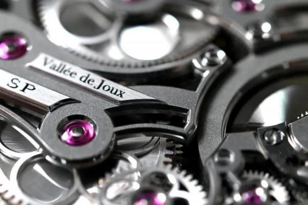 Romain Gauthier頂級訂製工藝：全新Insight Micro-Rotor鏤空腕錶