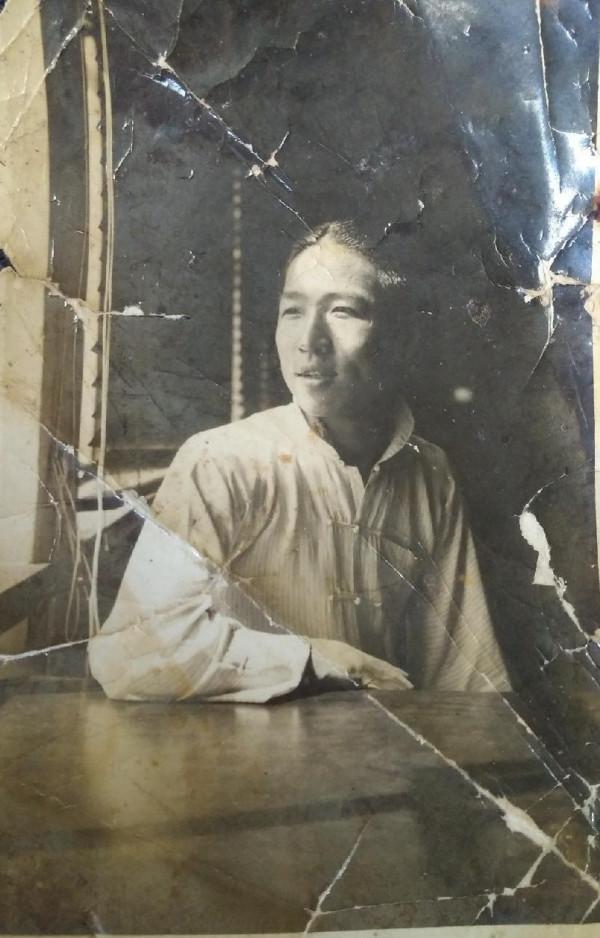 袁克文去世時，遺產僅剩20塊無錢辦喪，葬禮場面卻比父親的還盛大