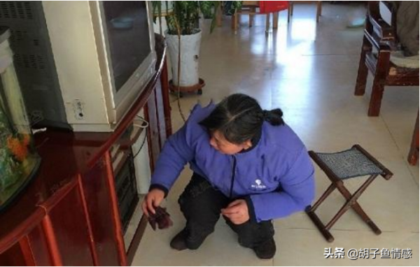 保姆表白僱主，72歲大爺果斷拒絕：做好自己的工作，不要越了界限