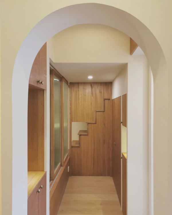 從180㎡搬到45㎡，三口之家越住越小，女兒卻說現在最好