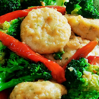 減脂餐.西蘭花炒鱈魚蝦仁餅