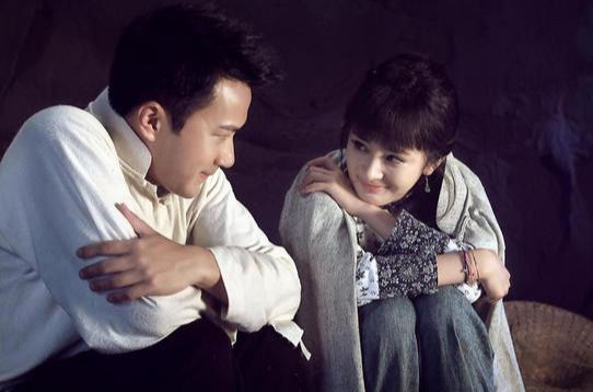 有一種“整容”,叫離婚2年。楊冪沒有變化,但劉華偉卻面目全非 有一種“整容”,叫離婚2年。楊冪沒有變化,但劉華偉卻面目全非