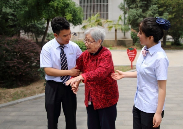 飯後散步,延年益壽,醫生提醒:過了50歲,常做3件事或比散步好 飯後散步,延年益壽,醫生提醒:過了50歲,常做3件事或比散步好