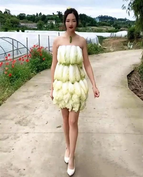 身在城鄉結合部,心在巴黎時裝週,“純天然服裝秀”走出超模步伐 身在城鄉結合部,心在巴黎時裝週,“純天然服裝秀”走出超模步伐