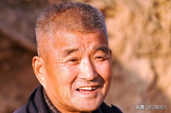 7旬農民大叔家有百年大木桶，萬元不賣，他說：全村人不答應