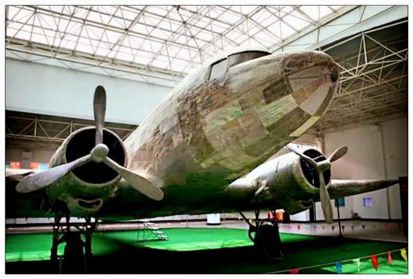 河北一農民收藏4萬多件飛機部件,曾去駝峰航線尋找戰機殘骸 河北一農民收藏4萬多件飛機部件,曾去駝峰航線尋找戰機殘骸