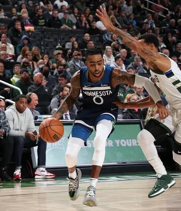 哈雷爾離開湖人再當超六，字母哥40分仍輸球，巴恩斯絕殺今日最佳