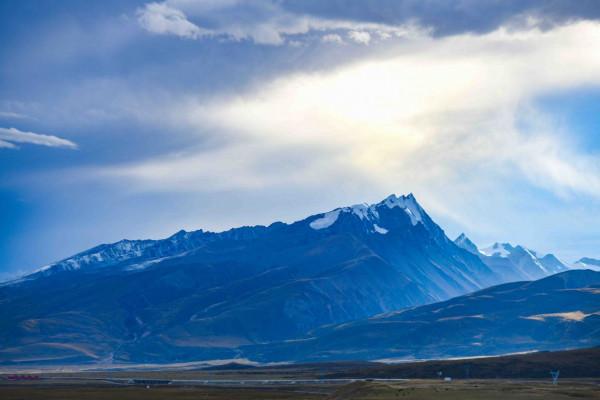 西藏超值得去的草原，是我國五大牧場之一，也是遊牧文化的繁衍地
