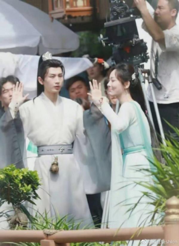 《沉香如屑》還未殺青，成毅又官宣新劇，新女主人氣演技不輸楊紫