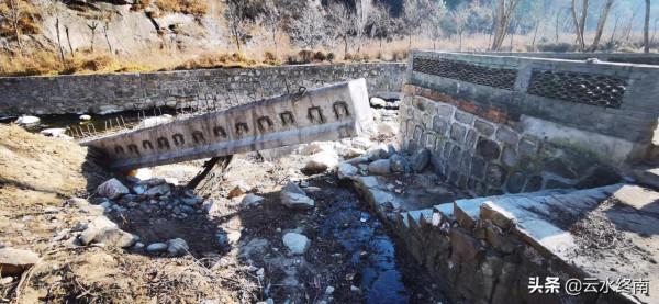 這恐怕是秦嶺北麓儲存最多的棧道遺蹟了，經過大水，不知路況如何