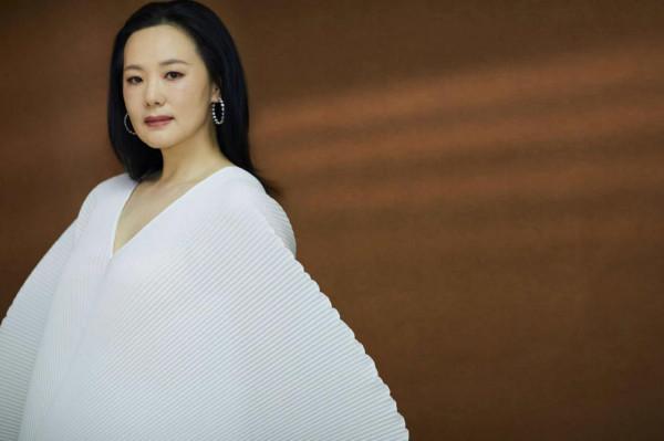 40+女星魅力足！對少女感不屑一顧，不僅有演技還有擋不住的風情