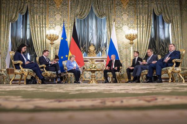 俄美關係、北約安全威脅......俄媒梳理普京2021年所遇外部挑戰