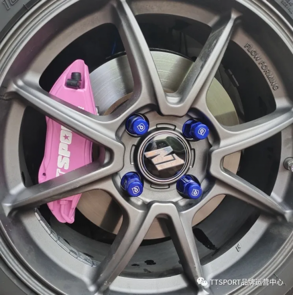 改裝案例 | 飛度GK5升級TT WD4剎車卡鉗 改裝案例 | 飛度GK5升級TT WD4剎車卡鉗