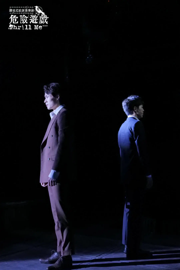 上海有棟“神秘”大廈，每晚都在上演一千零一夜