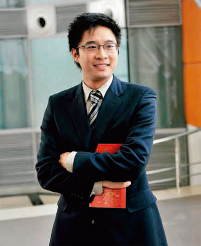 38歲霍啟山至今單身？章子怡沒能嫁入豪門背後的真相