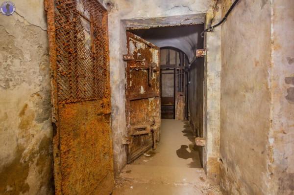 “朱可夫的掩體”，建於第二次世界大戰期間，深度為 30 米