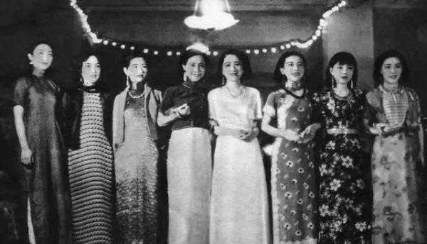 胡宗南邀請周總理出席酒會，打算將其灌醉，周總理的應對相當高明