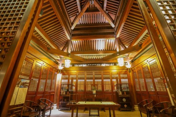 廣東旅行,發現一座“禪修酒店”,造型像古代宮殿,建築大有來頭 廣東旅行,發現一座“禪修酒店”,造型像古代宮殿,建築大有來頭