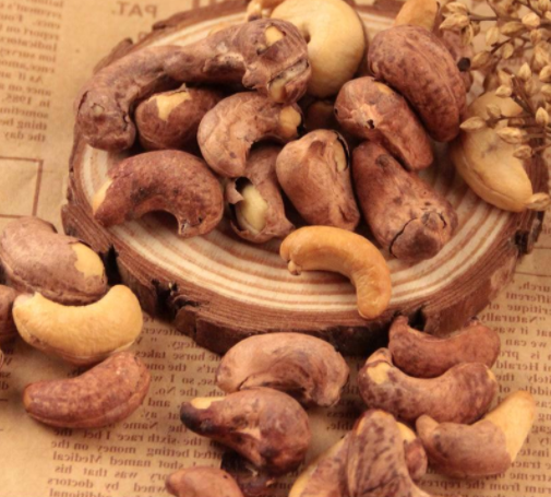 節日期間大家喜歡吃瓜子花生，不如吃這4種堅果，營養價值更高