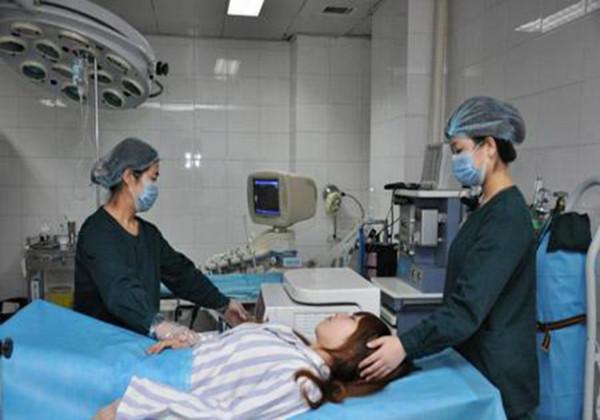 為什麼冬天生娃產房不開暖氣?醫院“摳門”的原因,沒那麼簡單 為什麼冬天生娃產房不開暖氣?醫院“摳門”的原因,沒那麼簡單