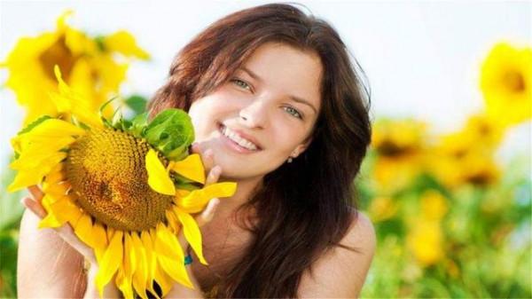 “她不給我錢打牌，活該捱打”兒子決定接走母親：你1個人住吧