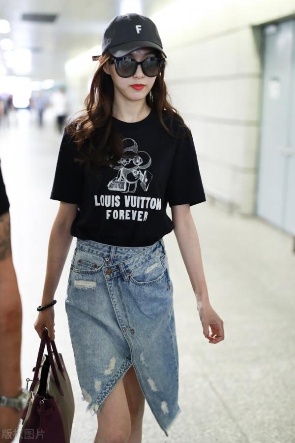 墨鏡女神：唐嫣