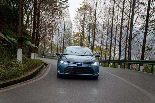 極氪001爆發電機燒燬故障/豐田召回卡羅拉、雷凌/美版帕薩特停產