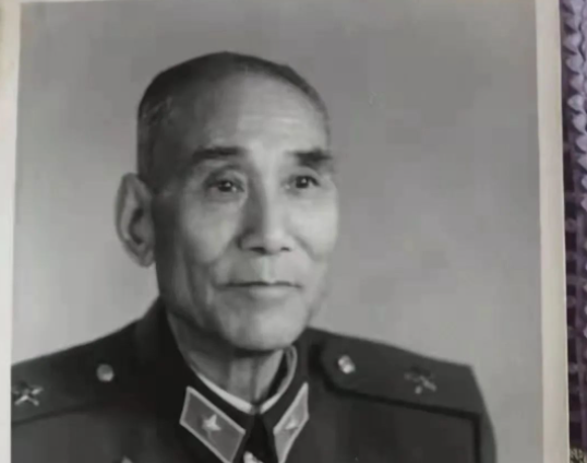 1952年四川剿匪，我軍發現一漢人奴隸，彭德懷：見到他了卻我心願