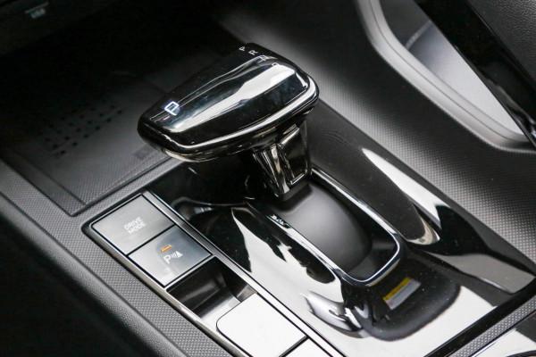 推薦3款溜背轎跑，國產、合資都有，配渦輪動力，10來萬可入手