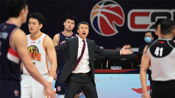 “廣州是弱隊，就欺負我們？”老叔用5場禁賽換來一個凝聚的廣州