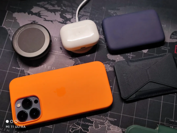 iPhone MagSafe 第三方配件省錢?主觀體驗分享 iPhone MagSafe 第三方配件省錢?主觀體驗分享