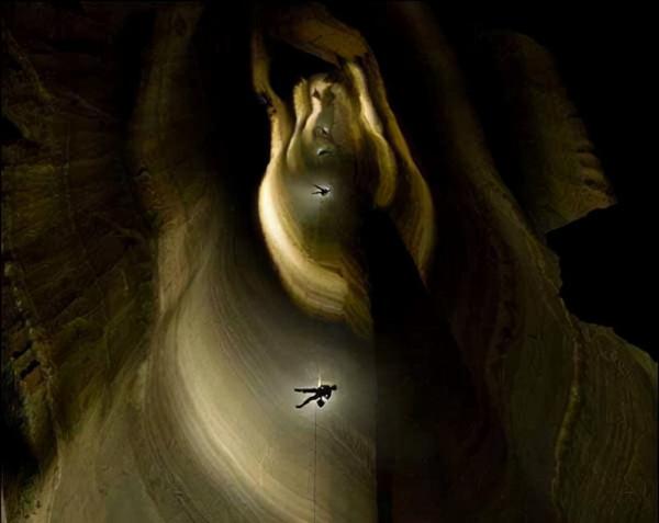 這裡是地球嗎？地下深處的極致感官盛宴