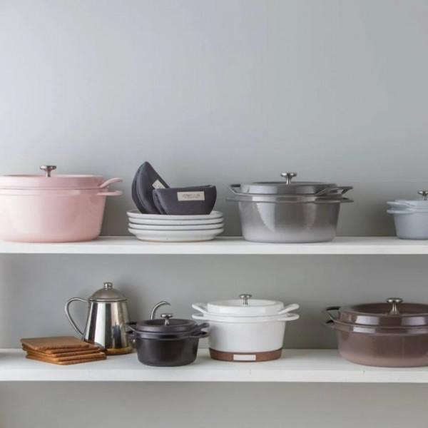 憑啥琺琅鍋賣上千塊?幾十的砂鍋不香? 憑啥琺琅鍋賣上千塊?幾十的砂鍋不香?