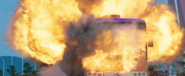 新劇《開端》陣容太強，簡單公交車花絮，結尾男主抱女主