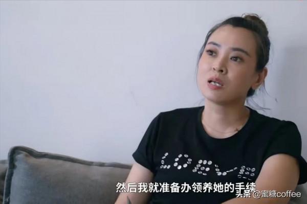 變形記最美最幸運的農村孩子現狀,善良的城市母親扶養,很幸福 變形記最美最幸運的農村孩子現狀,善良的城市母親扶養,很幸福