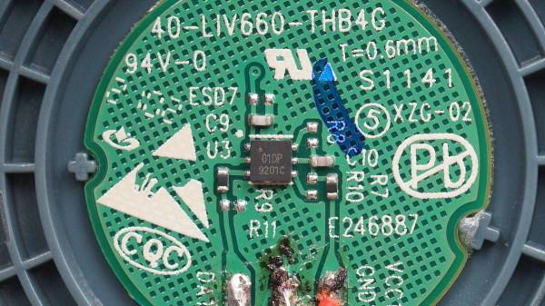 JBL LIVE660NC頭戴式降噪耳機拆解報告：恆玄BES2300YP藍芽音訊SoC