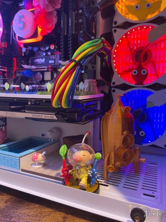 機箱裡養花種草還有泳池？玩家自制《皮克敏》主題PC