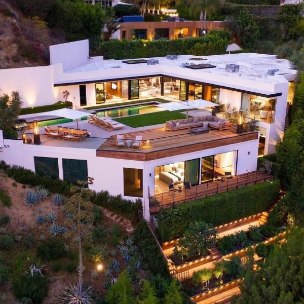 好萊塢峰谷豪庭，可以俯瞰整個好萊塢的城市美景 ​​​