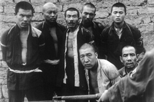 張藝謀女兒張末：怨恨鞏俐多年，嫁外國人遭家暴，如今幡然醒悟