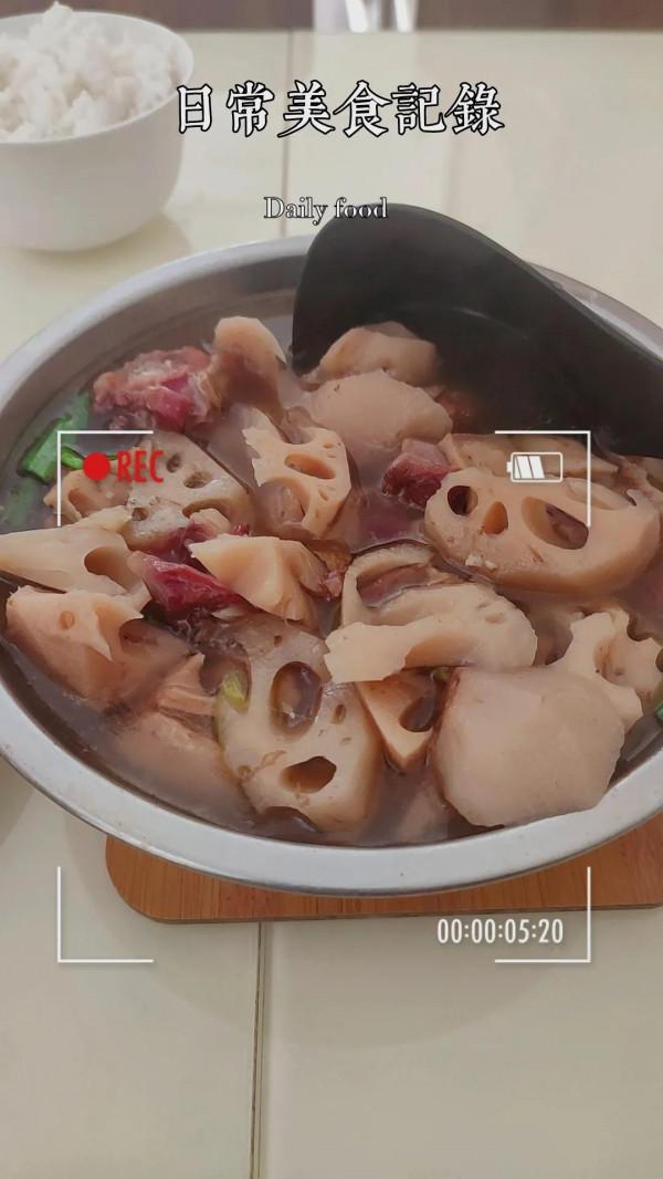 老媽教會我的臘鴨腿燉藕湯 老媽教會我的臘鴨腿燉藕湯
