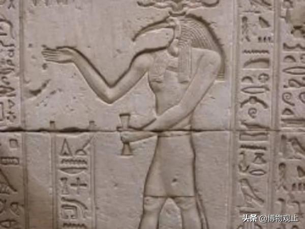 牛頓與翡翠石板