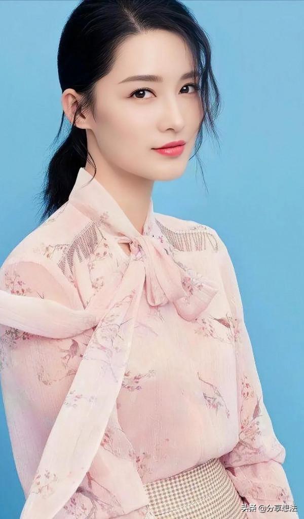 李沁現代裝美圖桌布