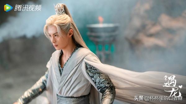 2021古裝劇最帥白髮美男TOP9!龔俊四、楊洋第二,冠軍顏值天花板 2021古裝劇最帥白髮美男TOP9!龔俊四、楊洋第二,冠軍顏值天花板