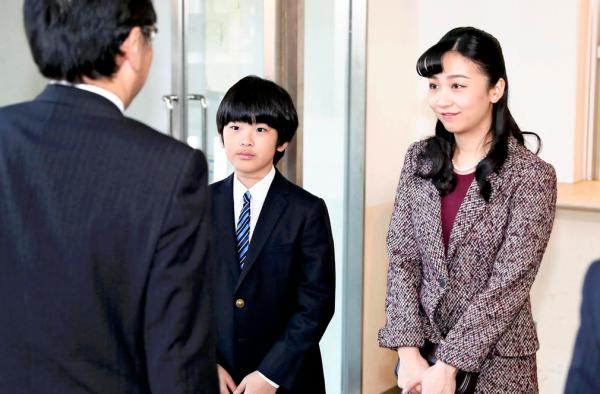 15歲日本皇室獨苗：出生改變父母命運，脾氣大被寵壞，遠不如愛子