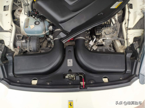 最接地氣的法拉利？100W入手這輛加州敞篷大GT！檢測師：車況美麗